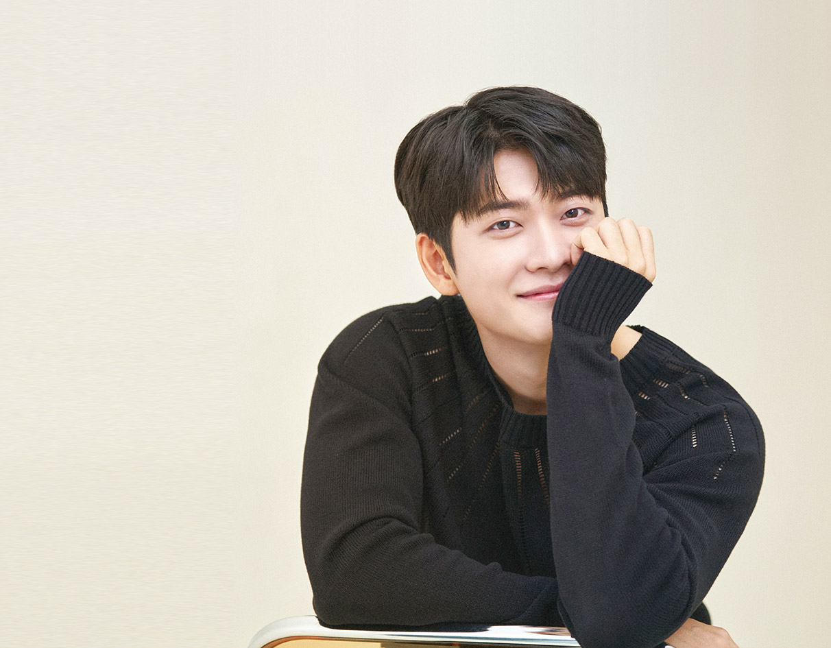 건강보험 9월호 표지 모델 배우 강태오 이미지