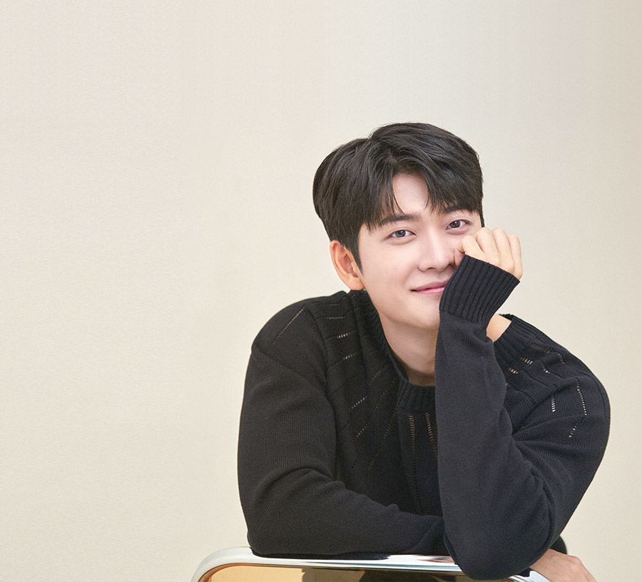 건강보험 9월호 표지 모델 배우 강태오 이미지